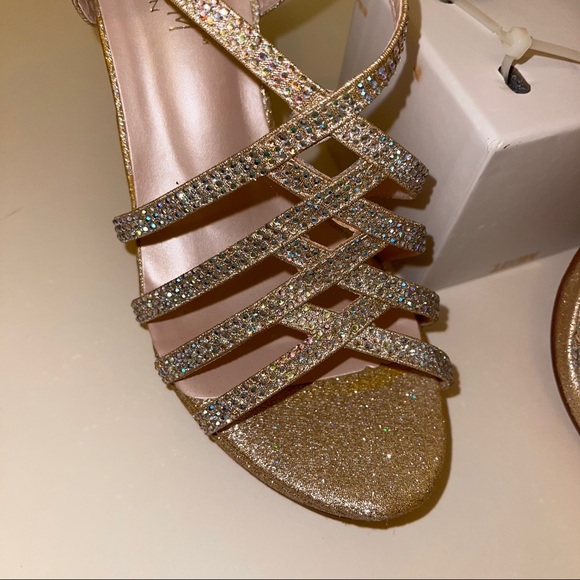 De Blossom Collection Sparkly Heels - Picture 4 of 9